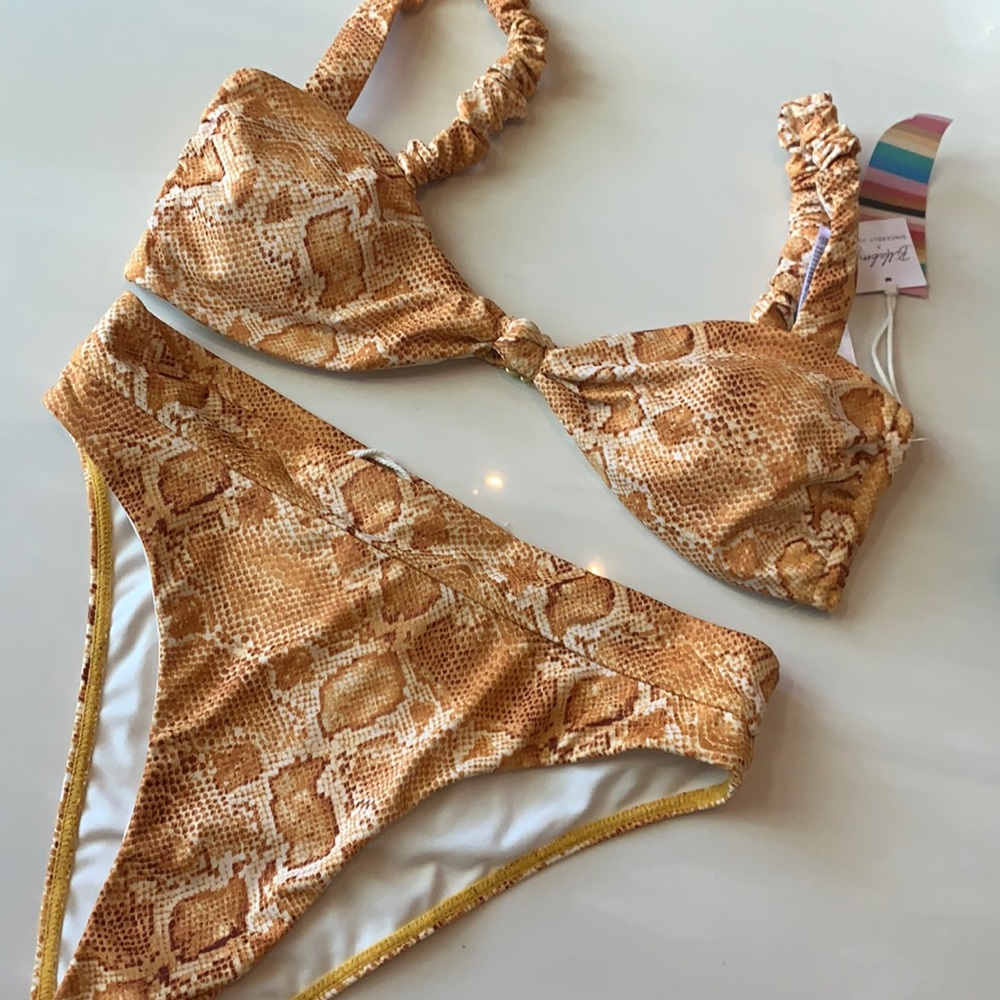 Billabong x Sincerely Jules Bikini NWT